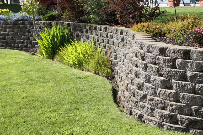 Stone & Hardscaping